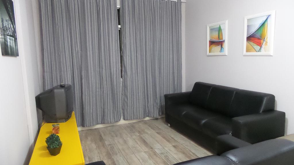 Praia Do Forte Cabo Frio Apartment Екстер'єр фото